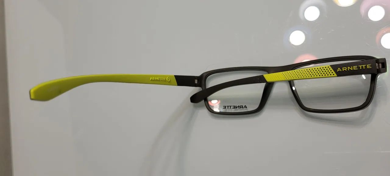 Armação de Óculos de marca Arnette  - Foto 2