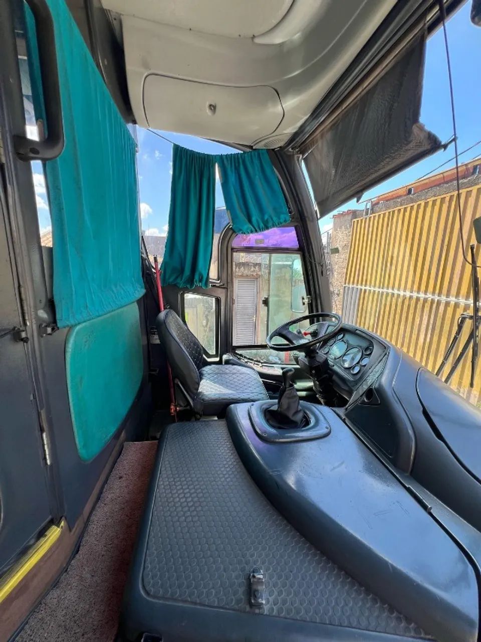 Venda de onibus motor dianteiro marcopolo g6 Mercedes 1722 - Foto 10