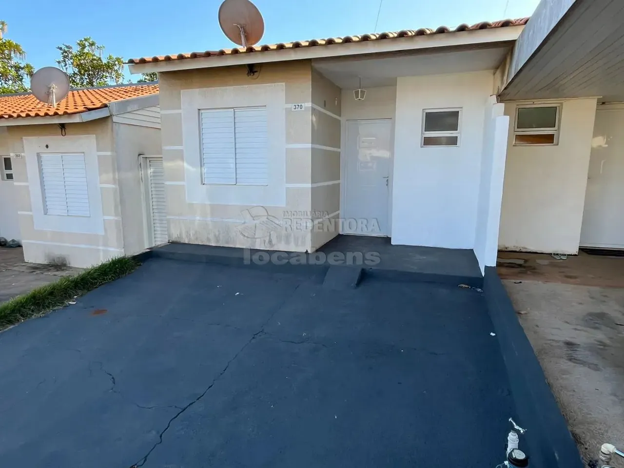 Morada dos Ipês - Casa em condomínio com 02 dormitórios