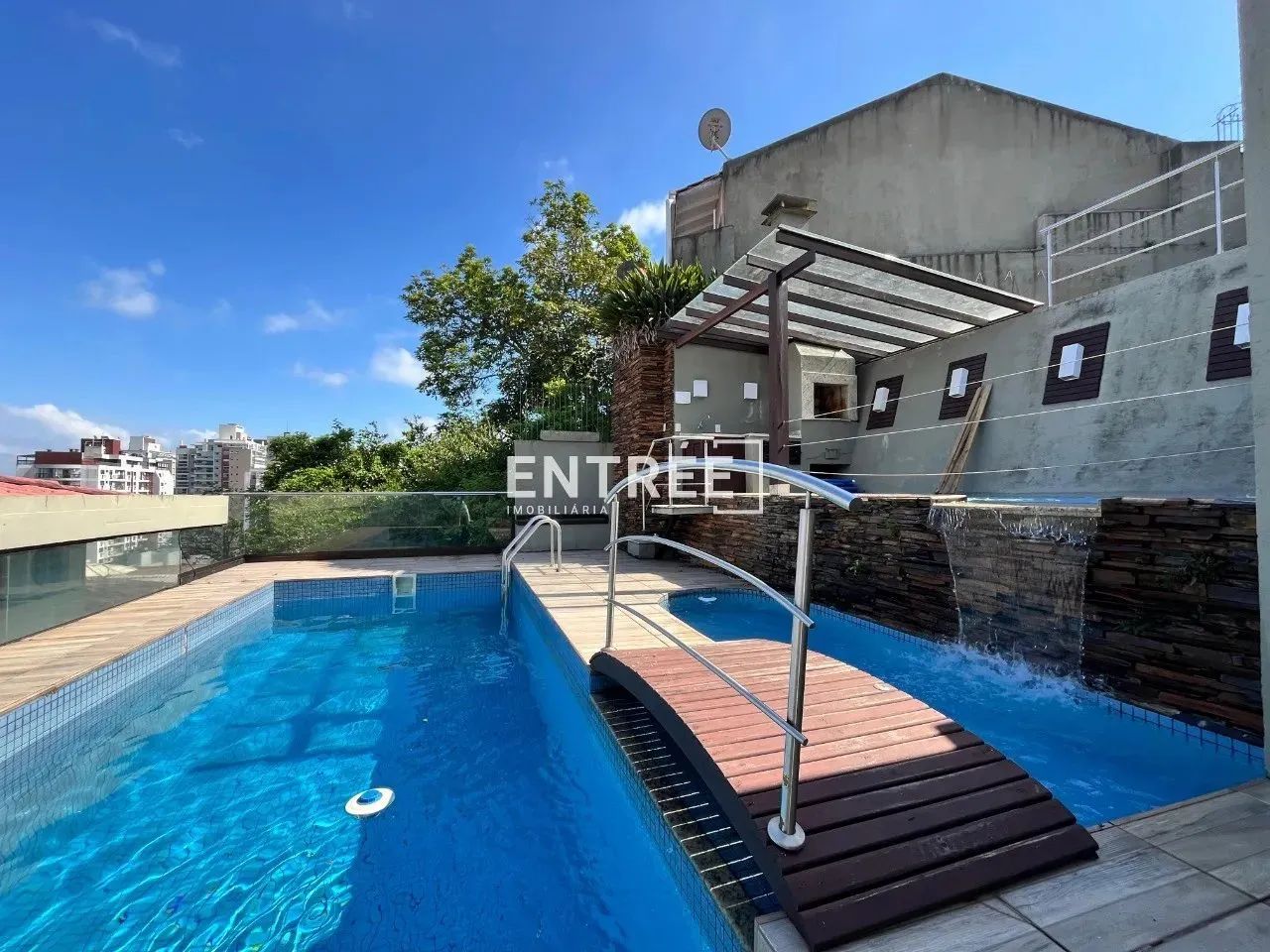 Casa 5 Quartos (sendo 2 Suítes) e 4 Vagas - Agronômica - Foto 3