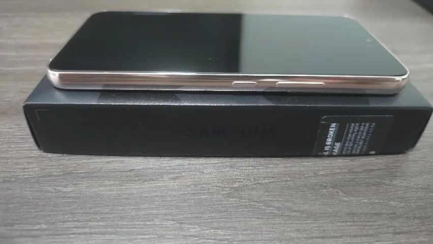 Samsung Galaxy S22 - Celulares e Smartphones - Recanto Tropical