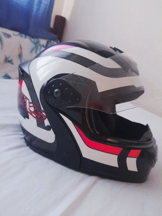Capacete Robocop escamoteável  - Foto 3