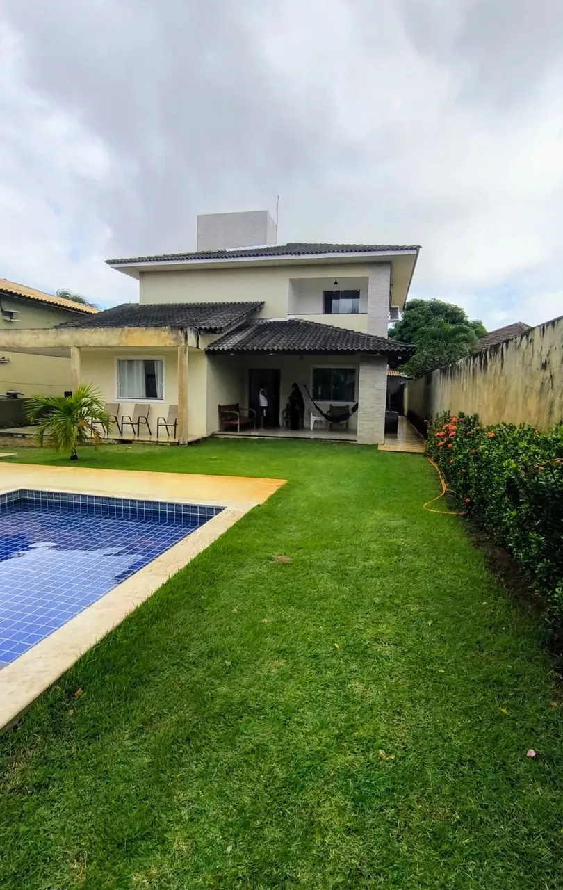 Casa com mais 700m de terreno em condomínio de alto padrão em Guarajuba