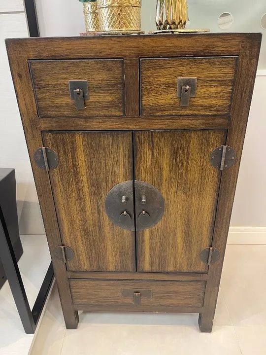 Aparador de madeira64363740876929120