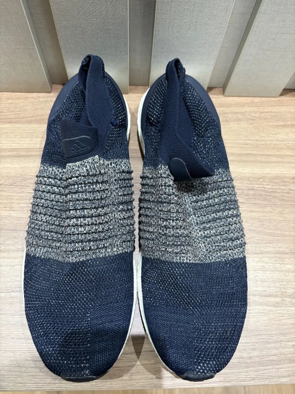 TÊNIS ADIDAS ULTRABOOST LACELESS - Foto 4