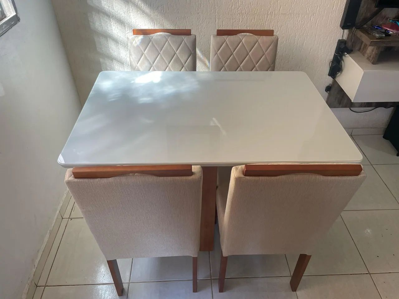 Mesa de Jantar Branca 4 Cadeiras - Foto 2