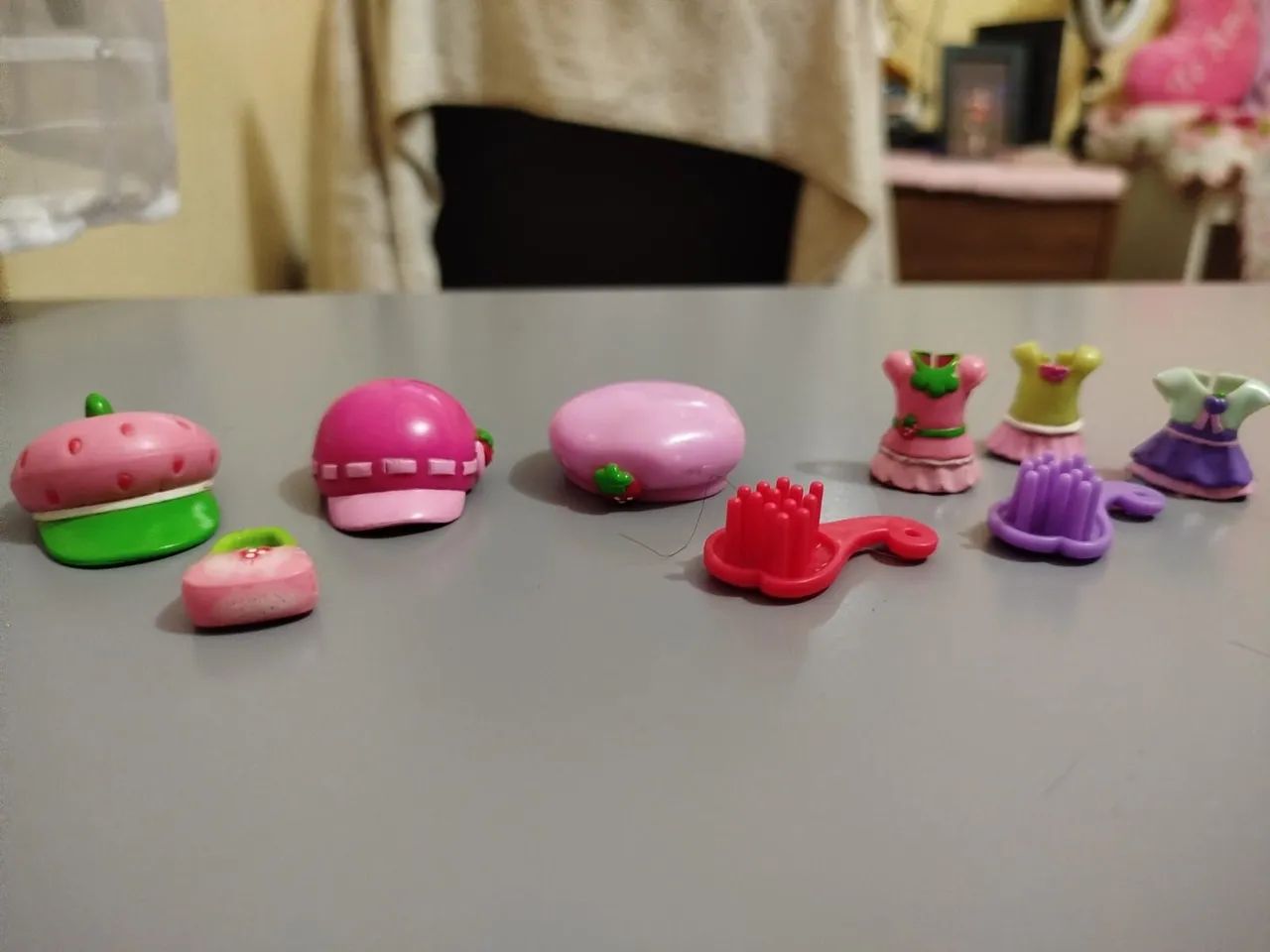 ?Bonecas Hasbro Moranguinho colecionáveis  - Foto 3