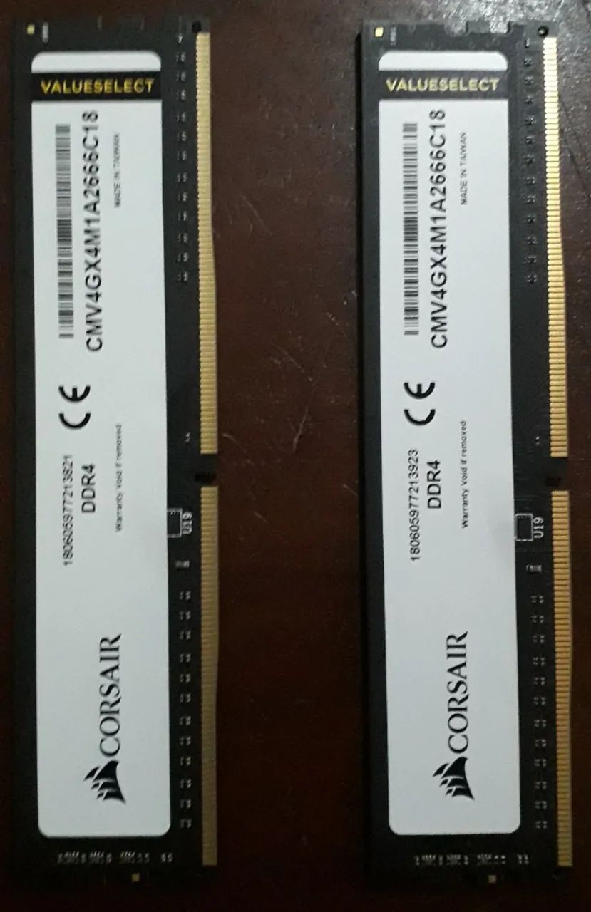 Memória RAM Corsair DDR4 4GB 2666Mhz C18 - Foto 2