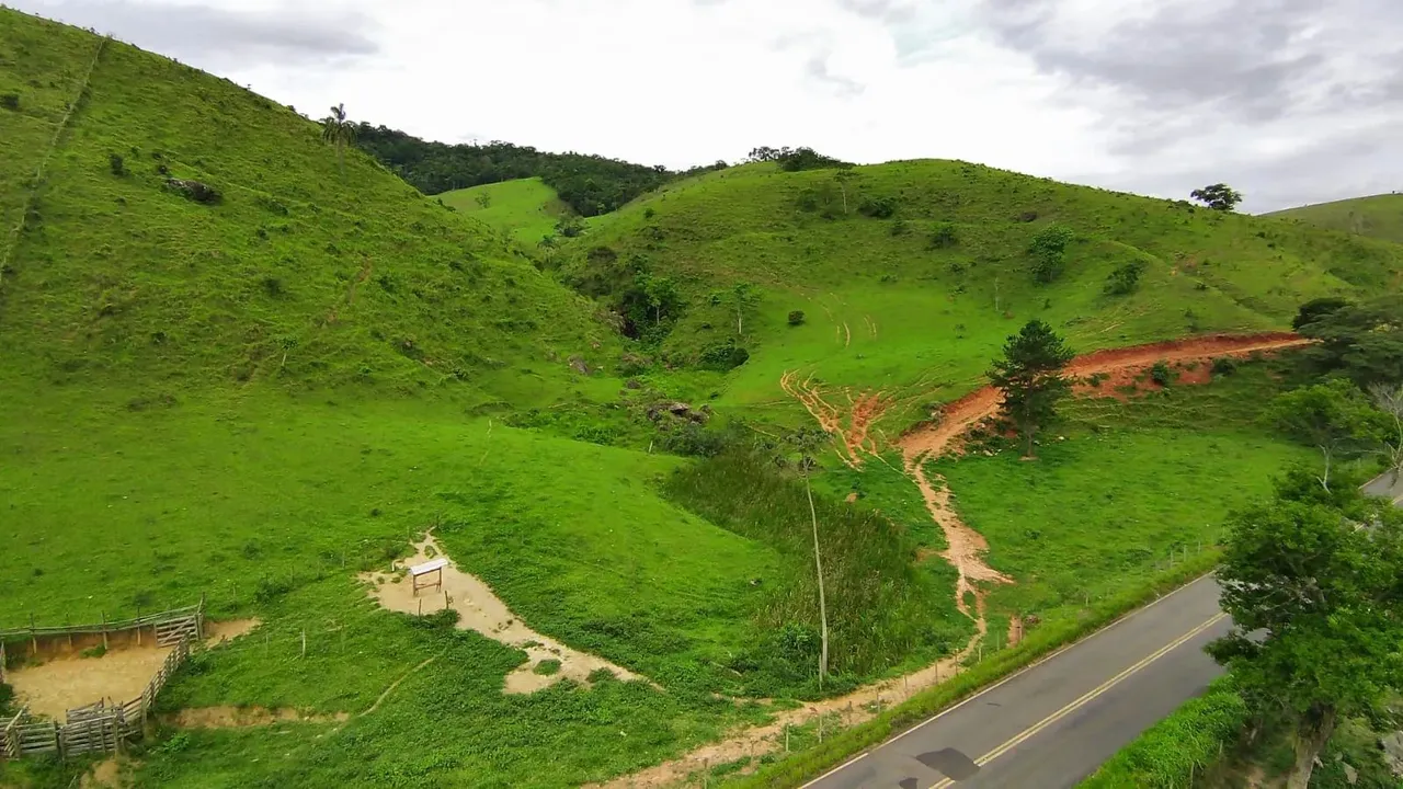 Imóvel para venda com 310000 metros quadrados em CE - Santa Bárbara do Monte Verde - MG