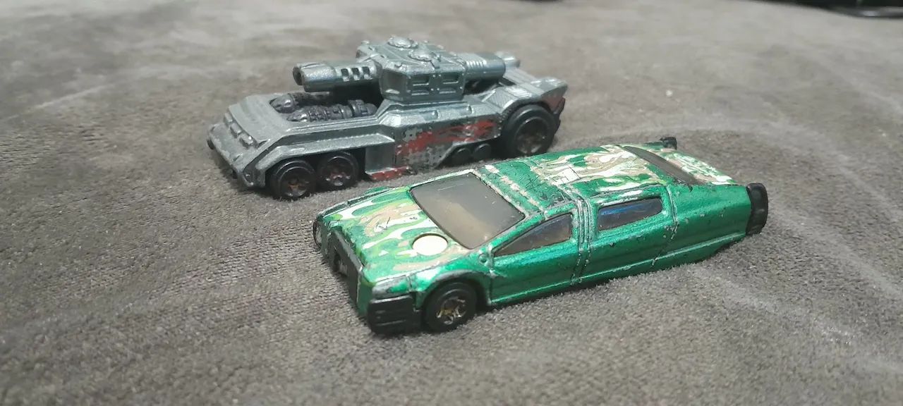 Lote carrinhos Hot wheels  - Foto 5