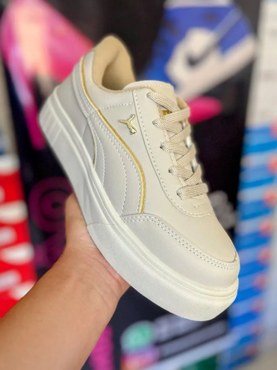 Tenis Casual feminino a pronta entrega plataforma bege