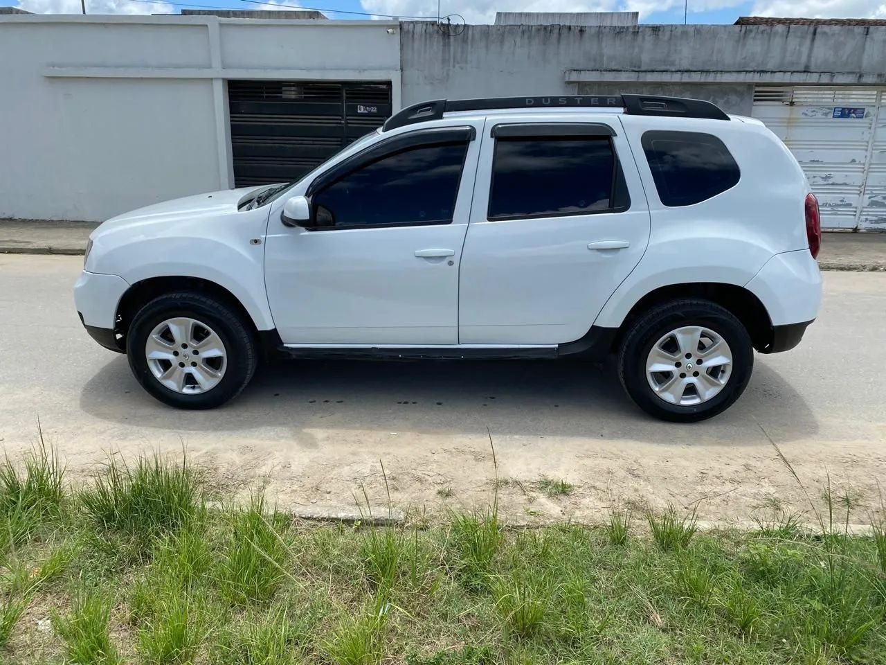 Renault Duster Expression 1.6 Hi-flex 16V Mec. 2016 - Foto 4