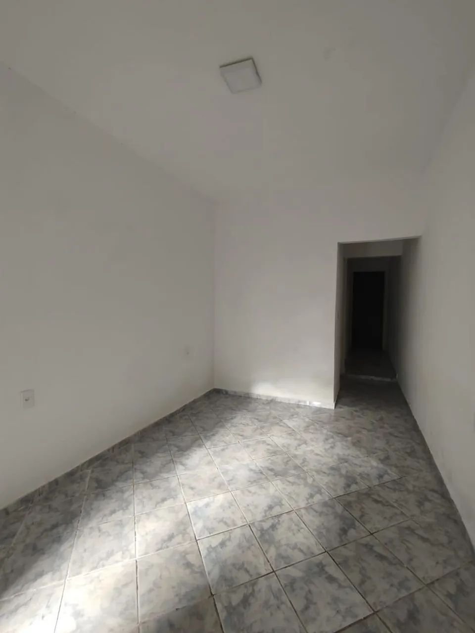 Casa locação 2 dormitórios com garagem e edícula - Foto 4