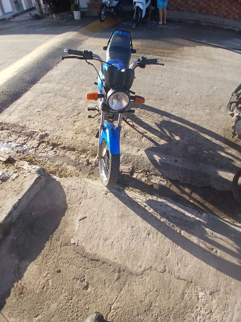 Ybr 125 2005  - Foto 3