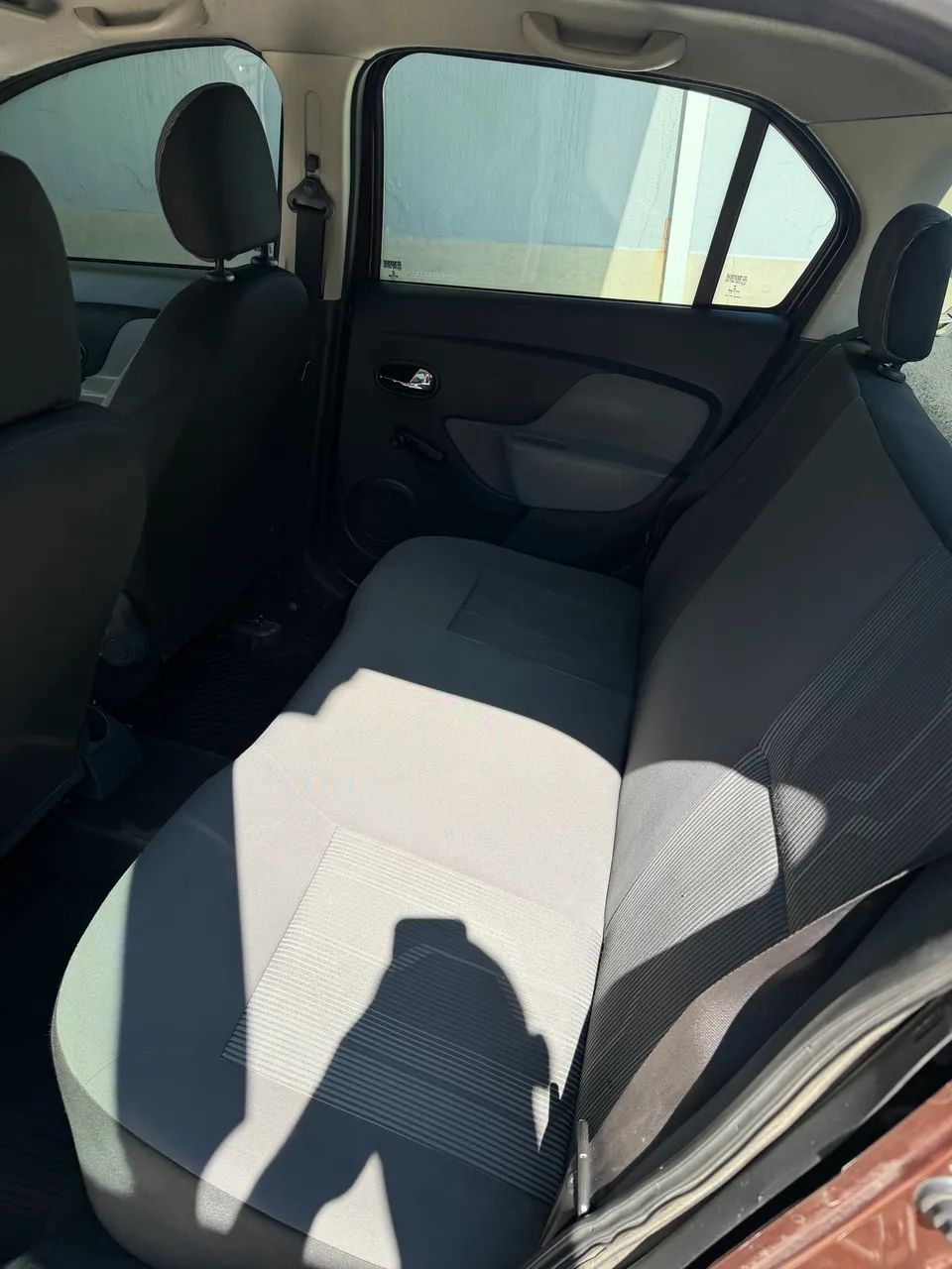 Renault Logan Expression Hi-flex 1.6 8V 4P 2014
