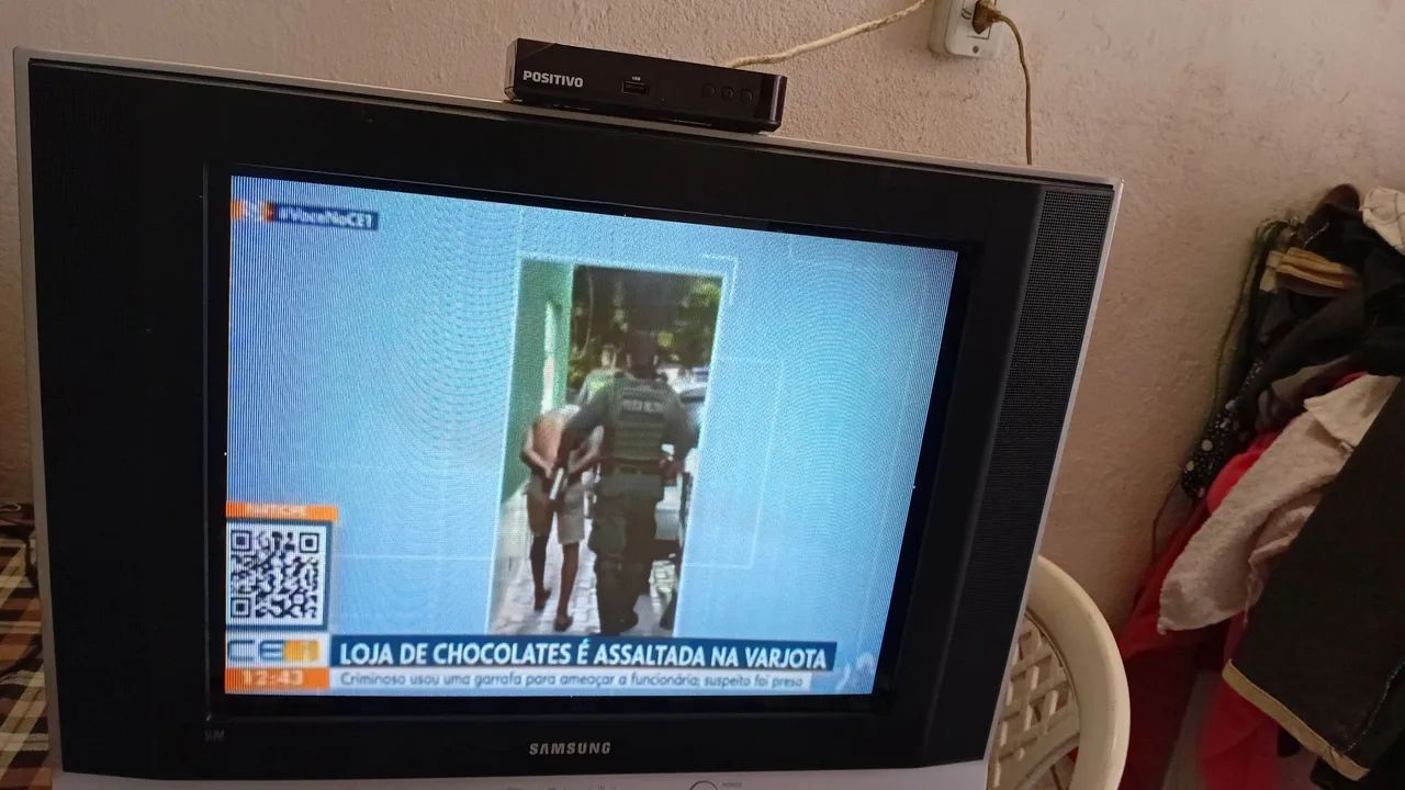 Tv tubo tela plana 21 polegadas sim Samsung - Foto 2