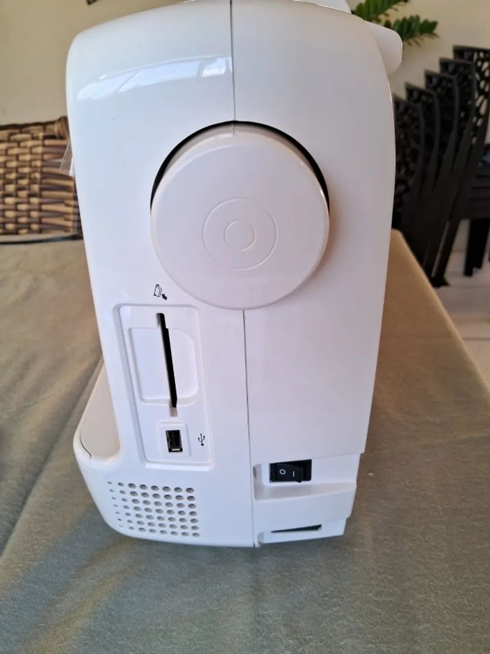  Maquina de Bordar Brother PE450 - Foto 2