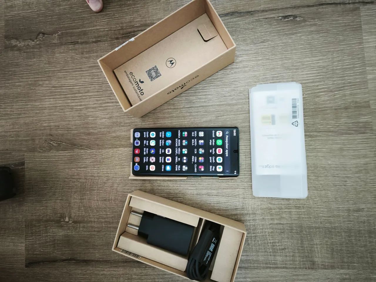 Celular Motorola Edge 50 fusion, com nota . 