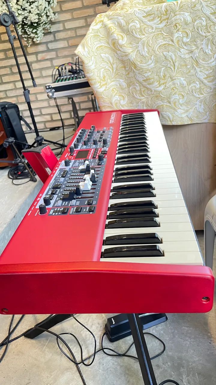 Teclado Nord Electro 6D 61 - Foto 3