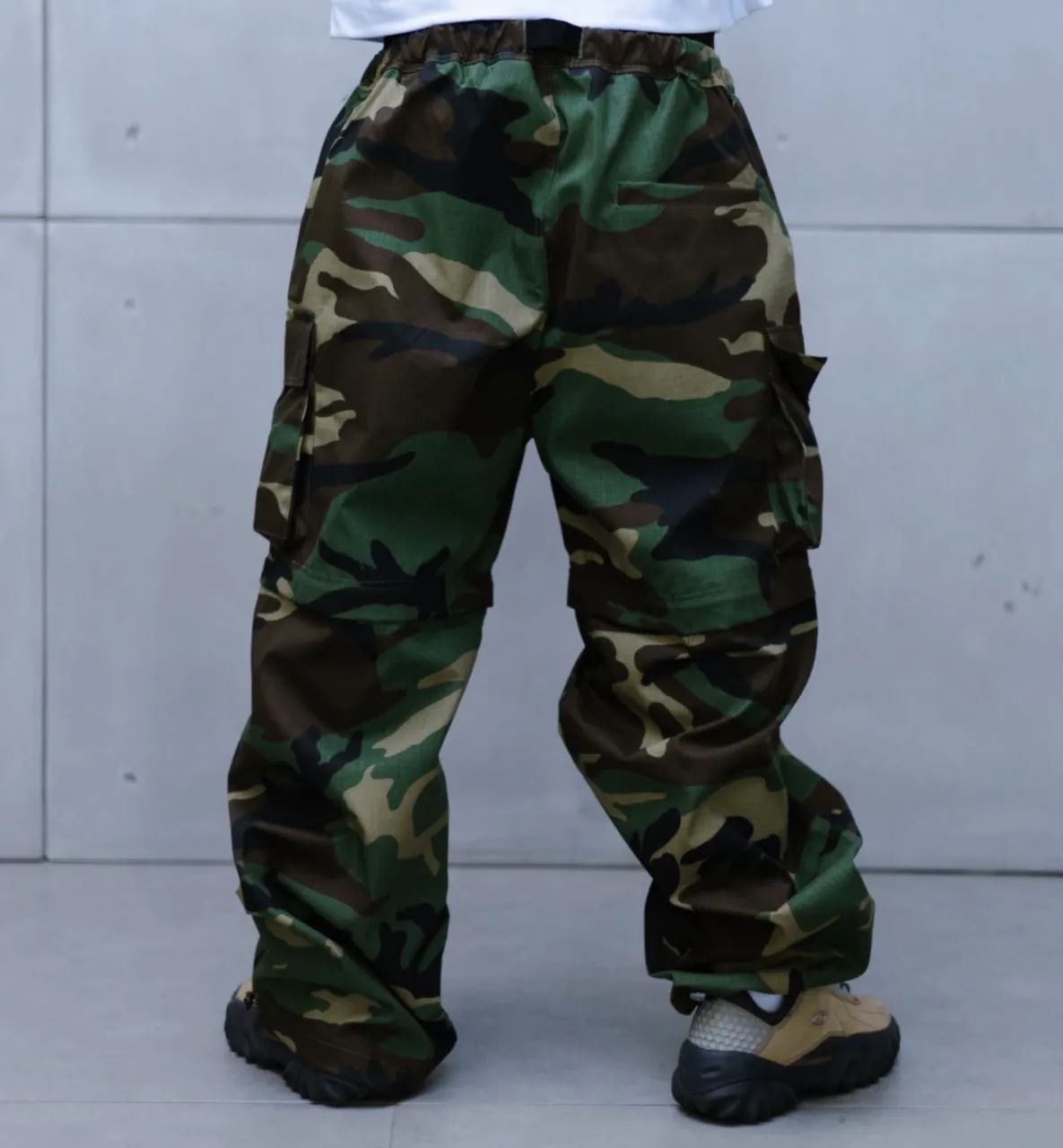 CALÇA CARGO CAMUFLADA 2 EM 1 (CALÇA E SHORTS) STREET APPAREL