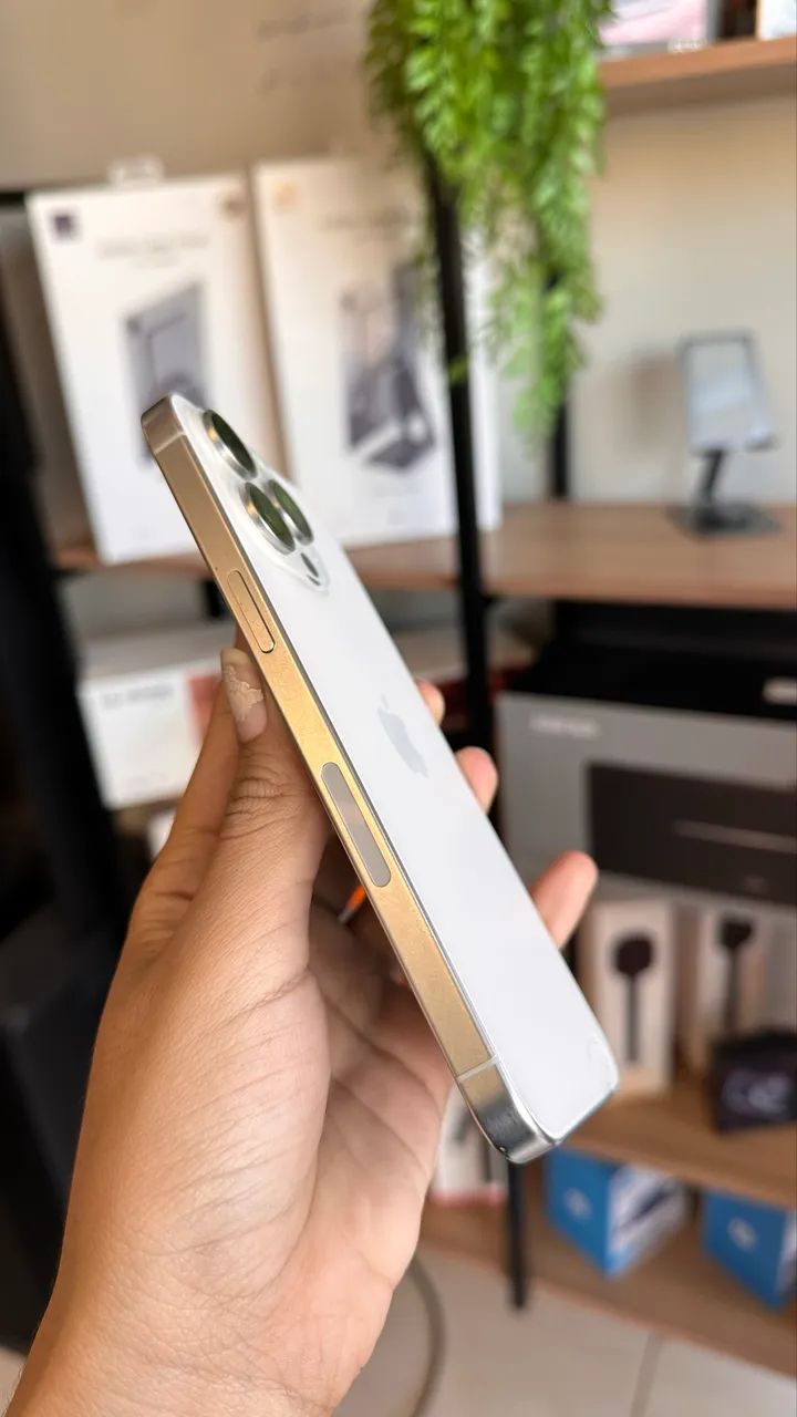 iPhone 15 Pro Max  - Foto 3