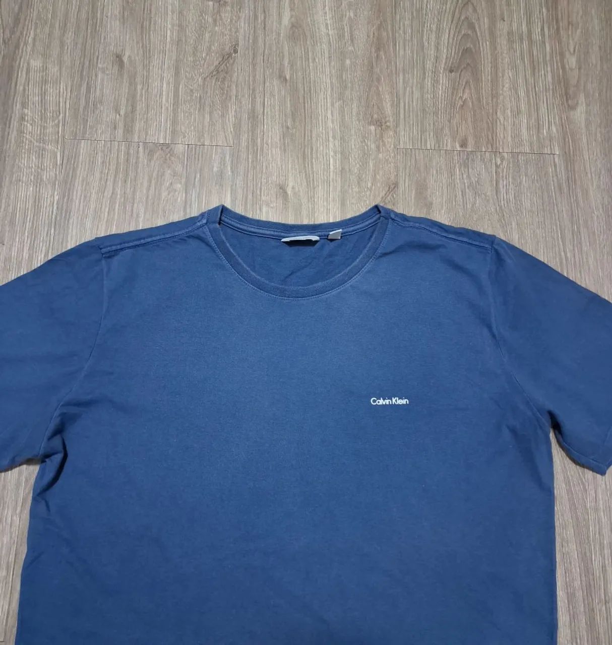 Camiseta Calvin Klein  - Foto 2