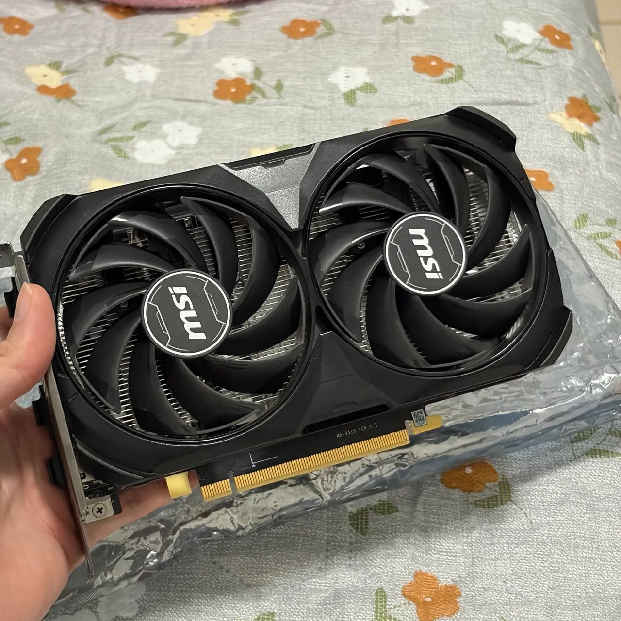 RTX 4060 Ti 8GB - Foto 3