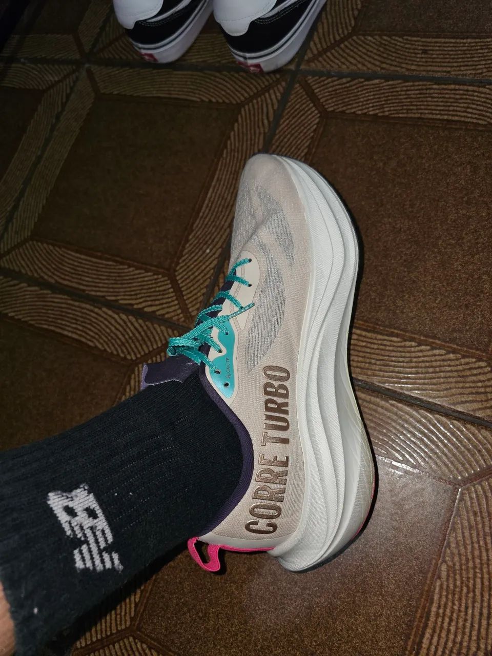 Tenis Corre Turbo 40 - Foto 3