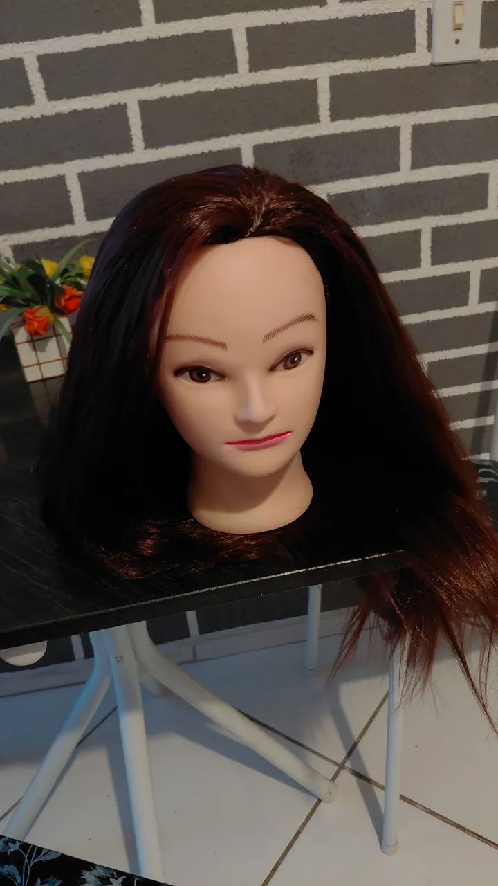 Cabeça de boneca para treino cabeleireiro 