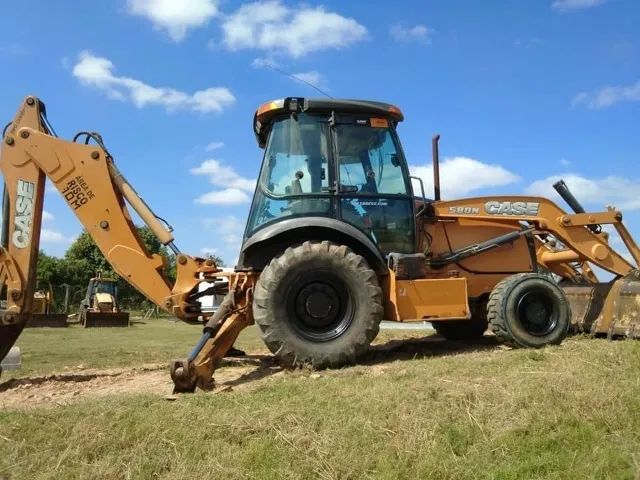 Retroescavadeira Case 580n 4x4 2015 - Foto 3