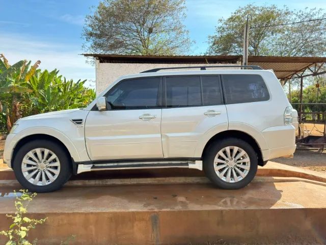 Mitsubishi Pajero 2014