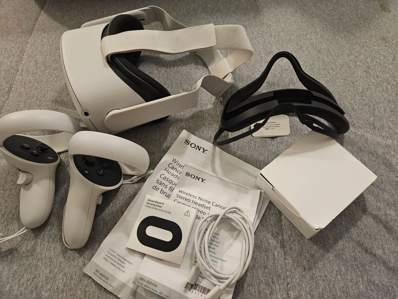 Meta Quest 2 - óculos VR e 2 controles- Super Novo - Foto 3