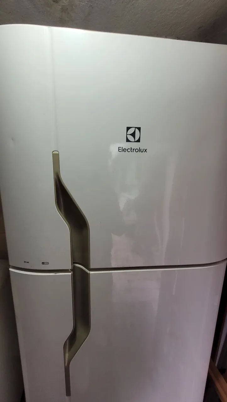 Geladeira Electrolux DC 44