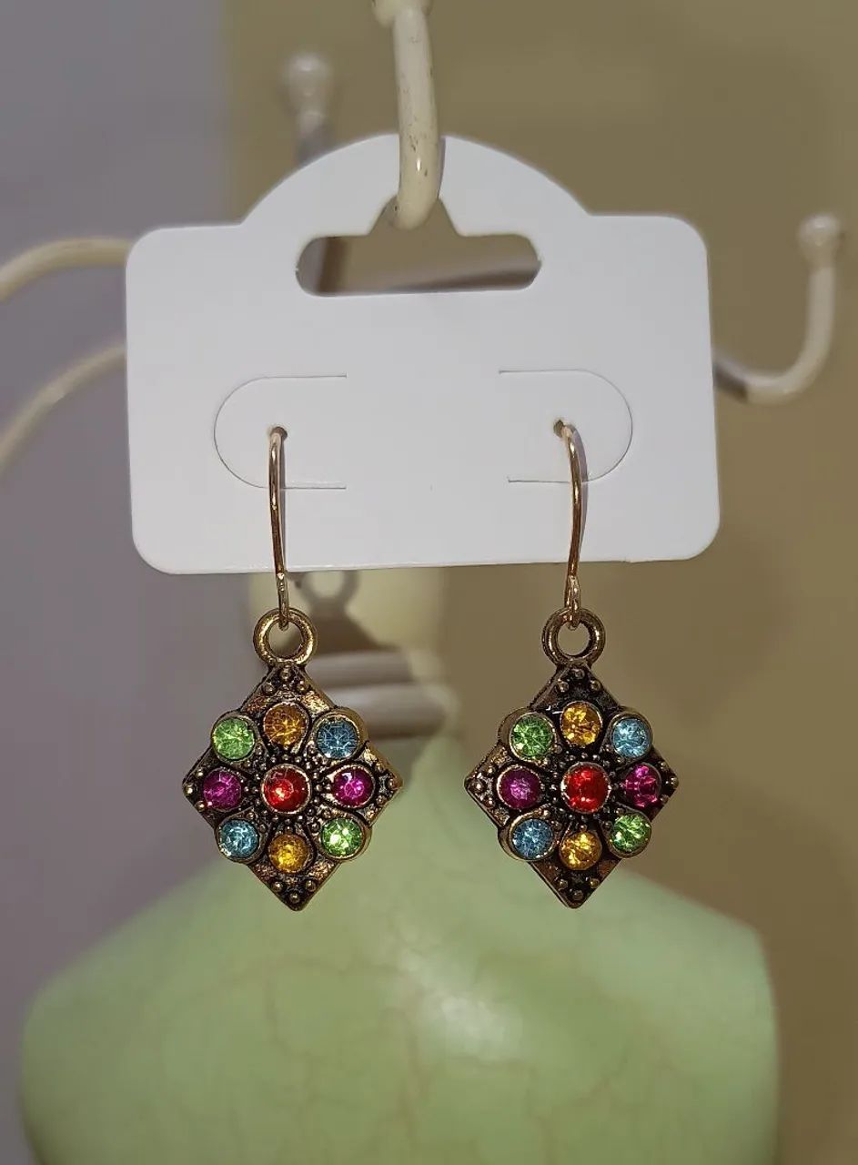 Lindo par de brincos vintage importado 