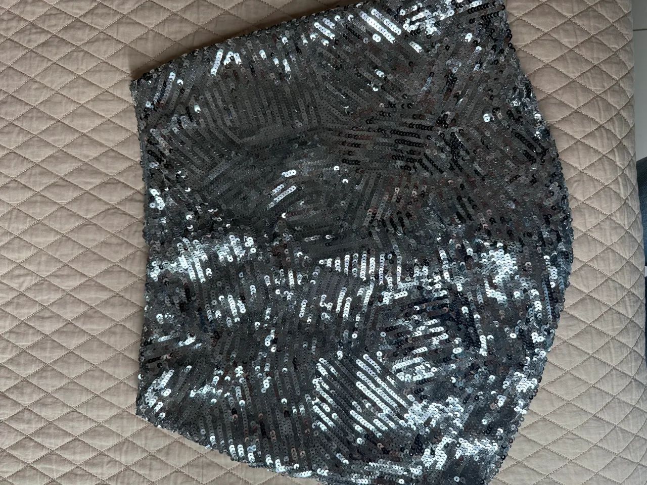 Saia de paetê prata 