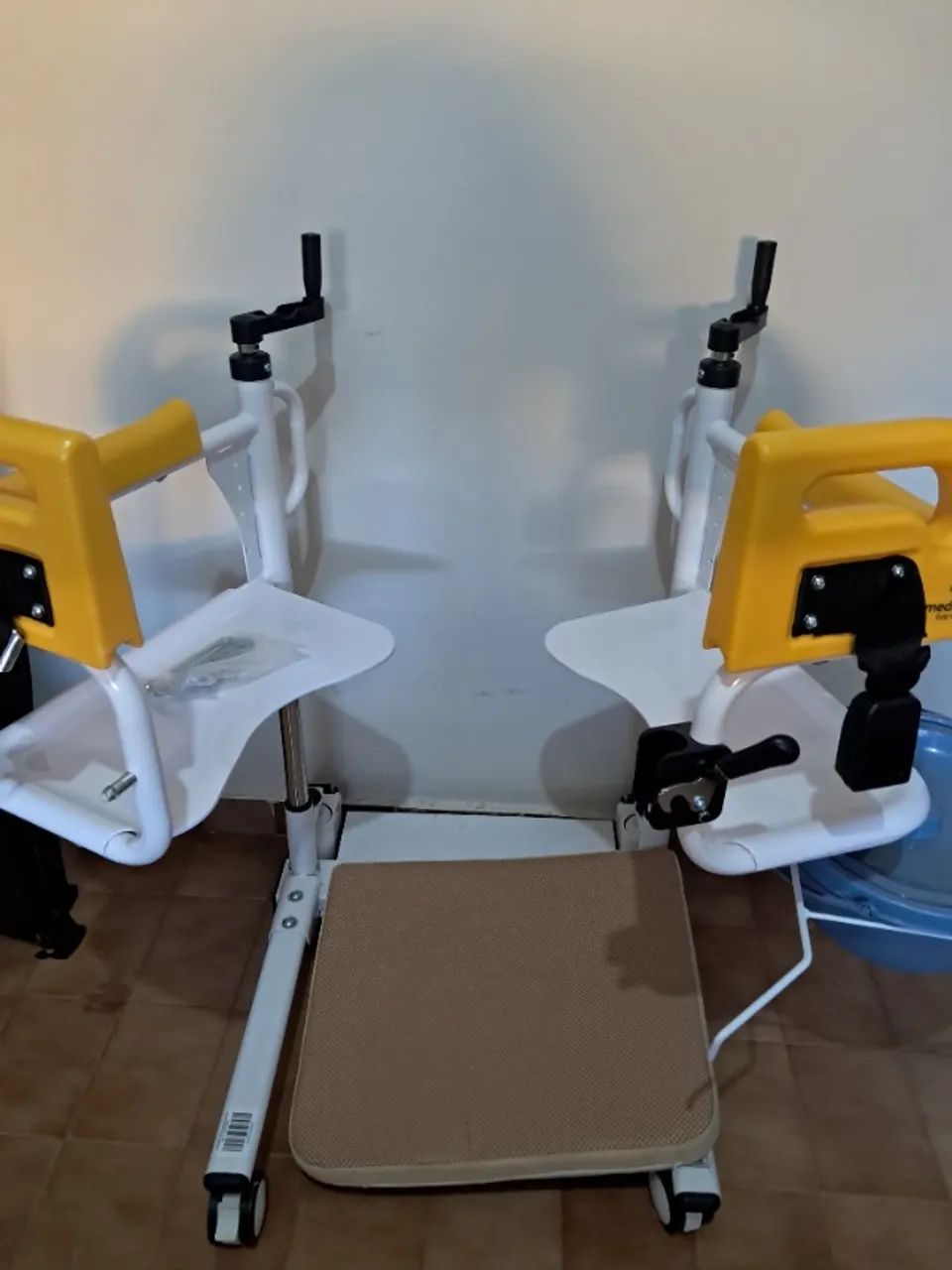 Cadeira de rodas de transferência  - Foto 4