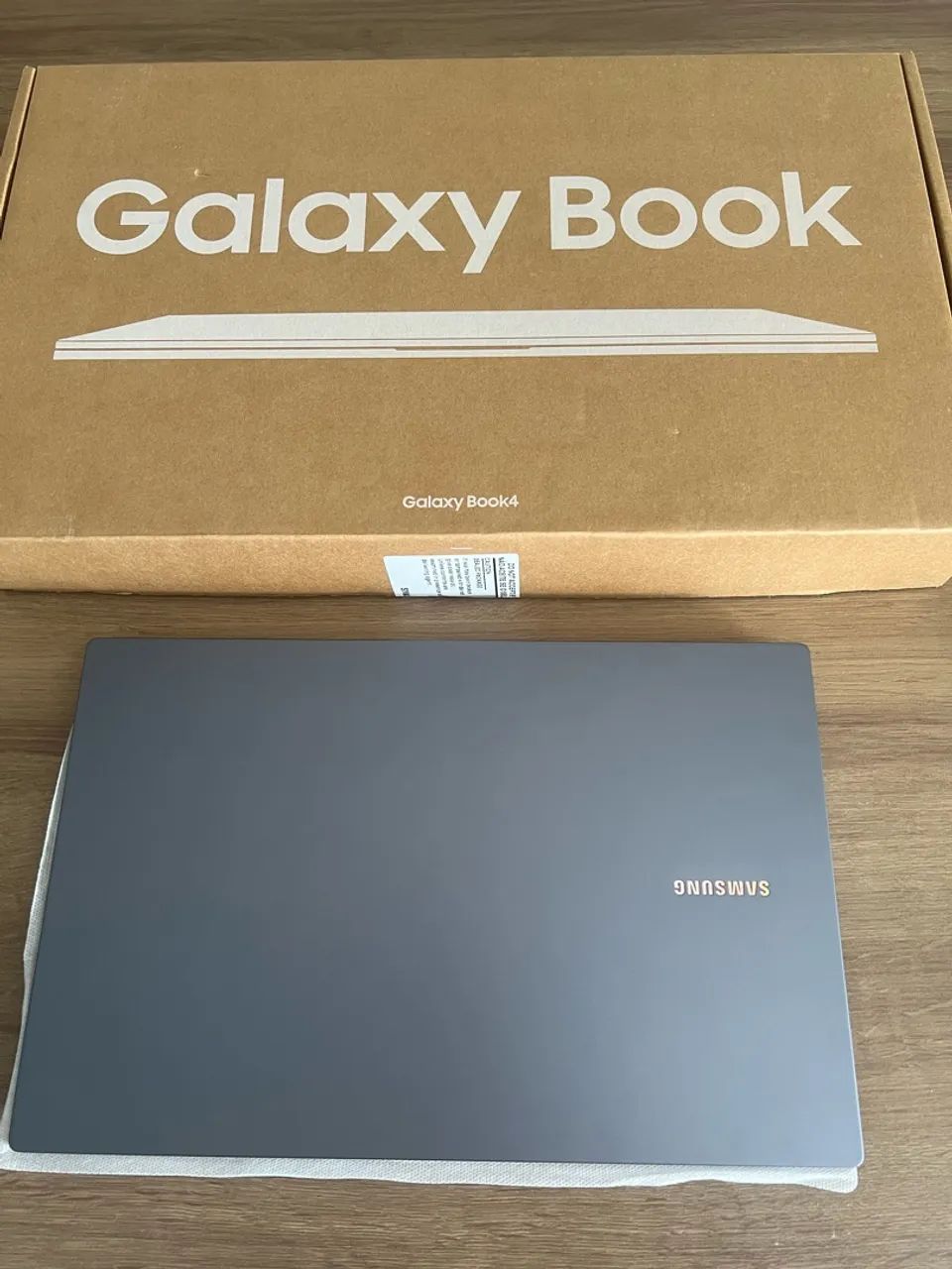 Notebook galaxy book 4