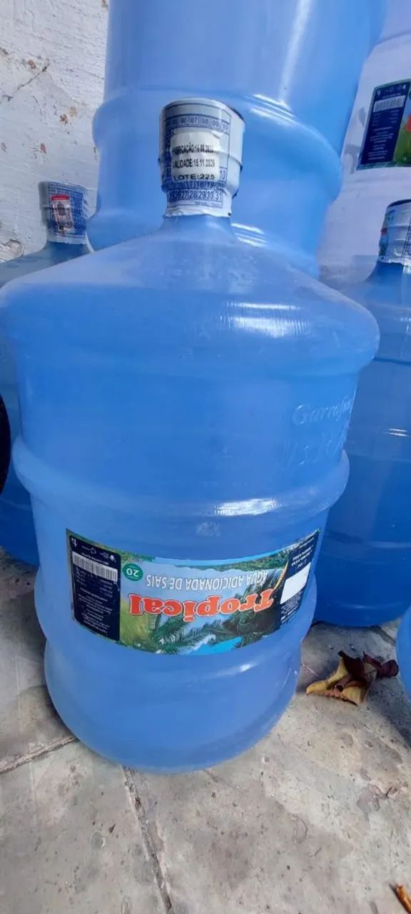 Garrafão de água 20 litros