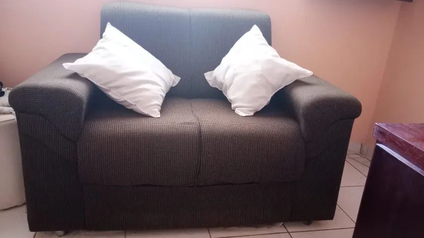 Sofá com 02 Lugares