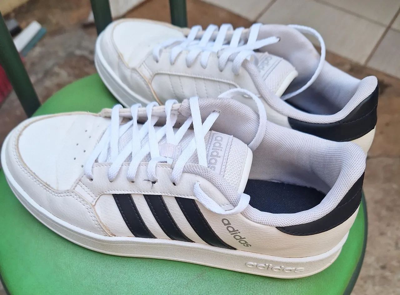 Tênis Adidas Feminino.  - Foto 2