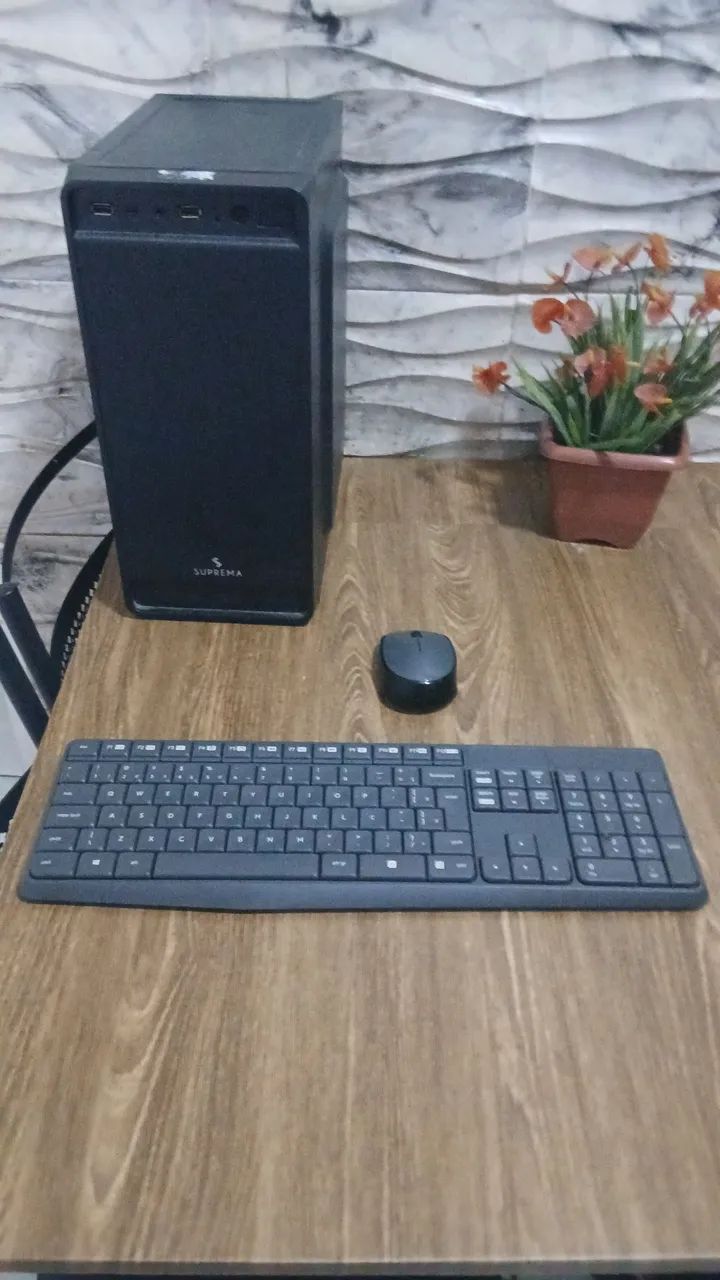 CPU i3 com teclado e mouse sem fio
