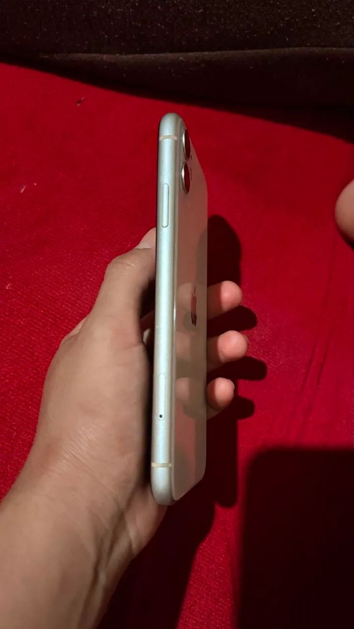 iPhone 11 128gb branco  - Foto 3