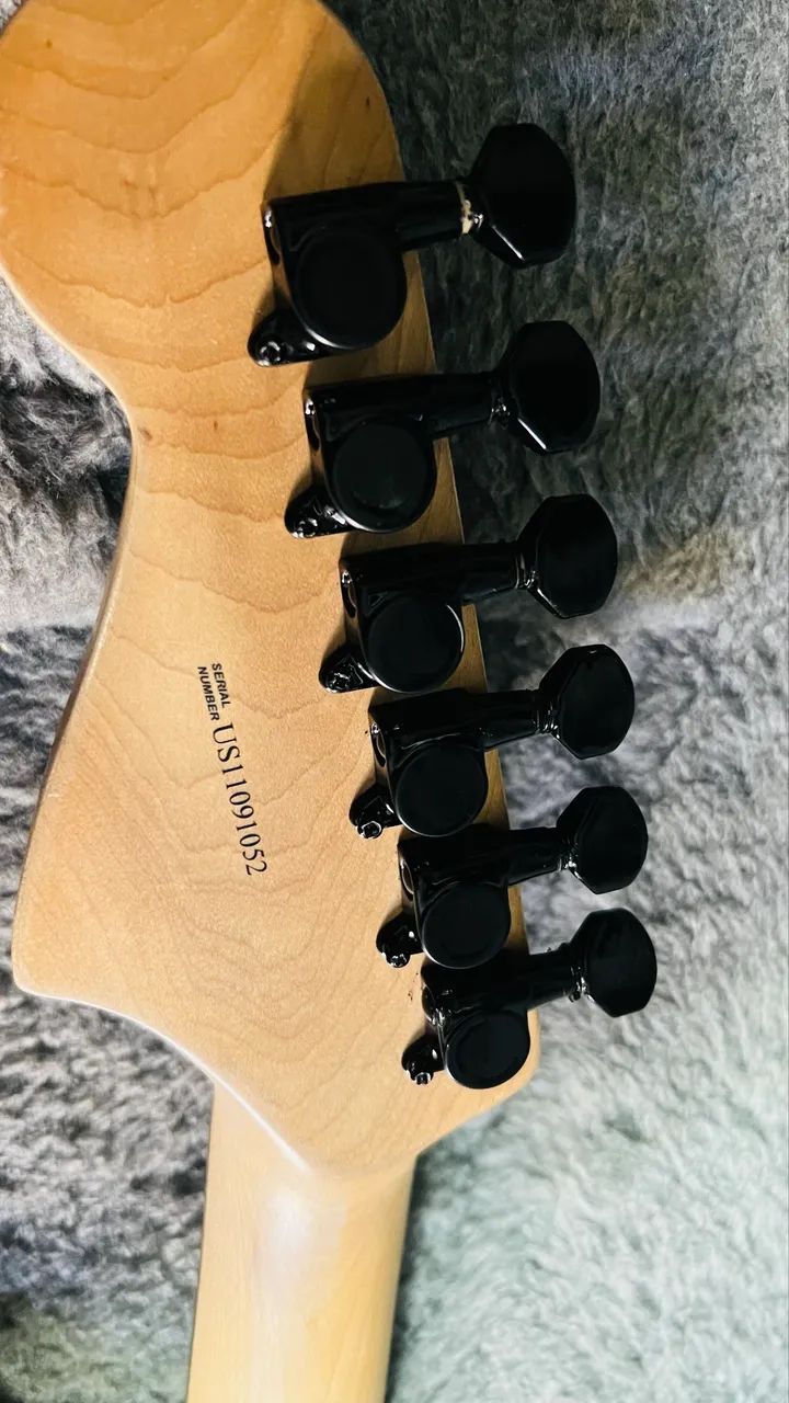 https://loja.menu/guiguitars - Foto 3