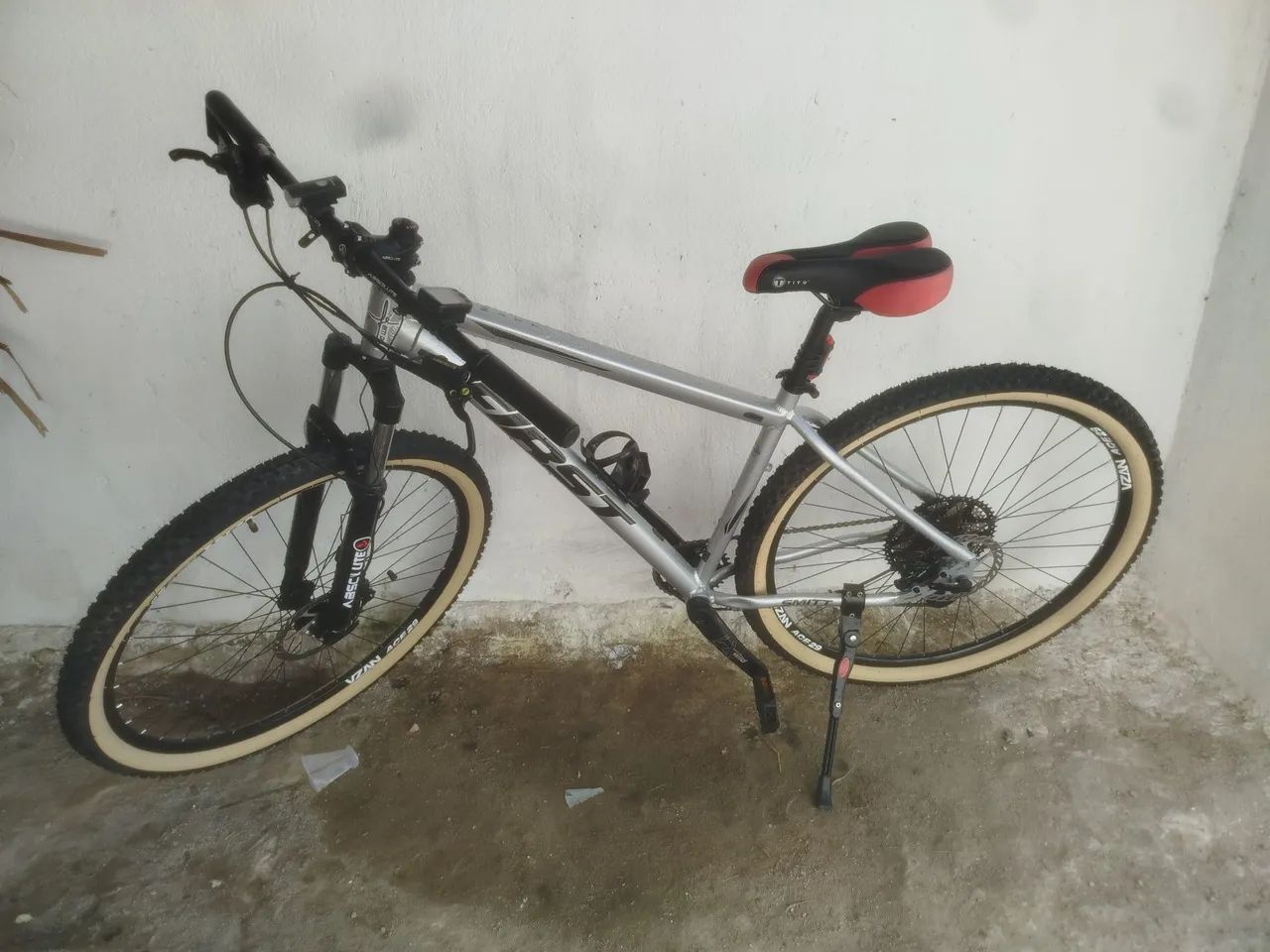 Bicicleta MTB aro 29 Shimano Deore