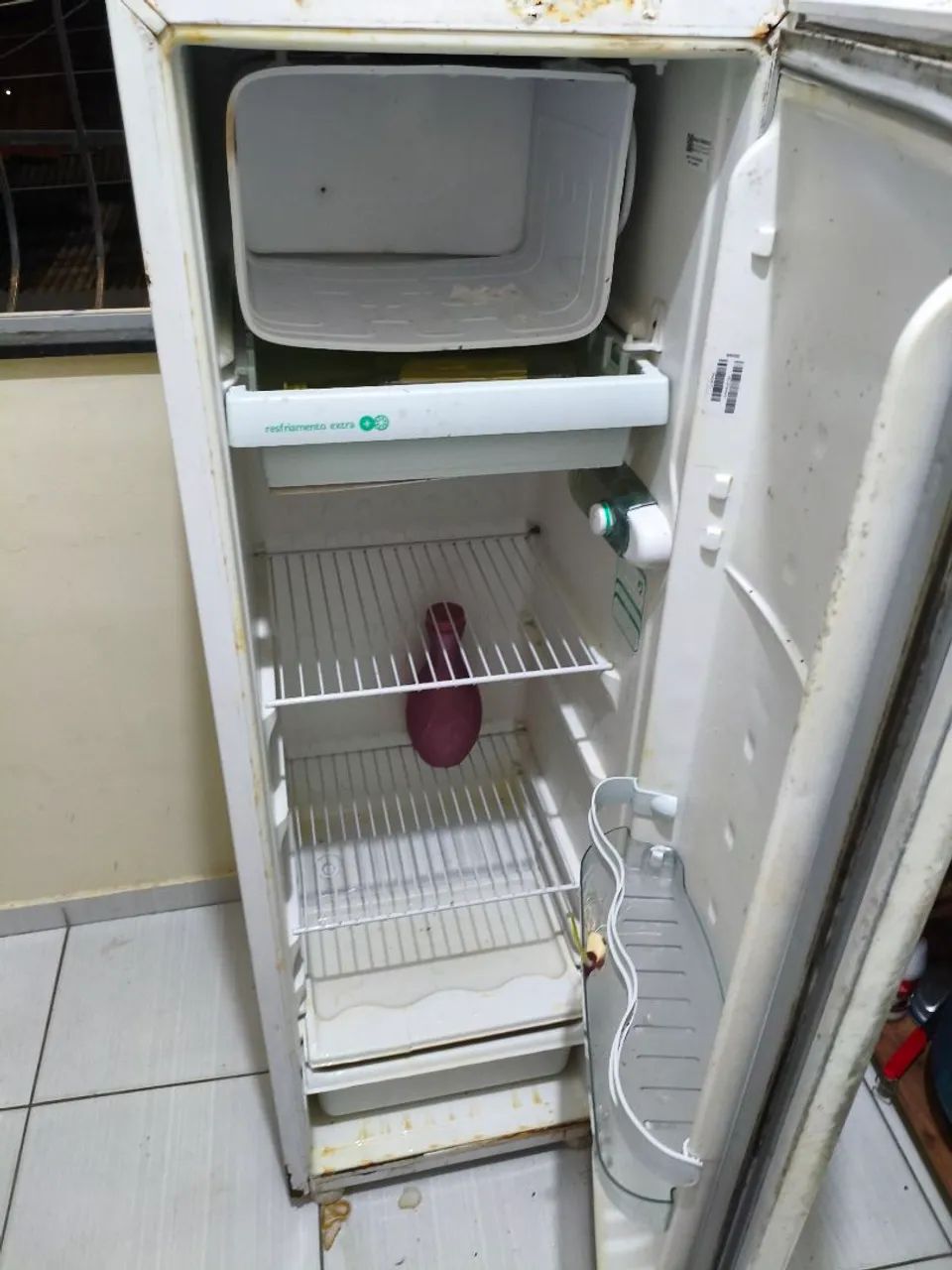 Geladeira 239L
