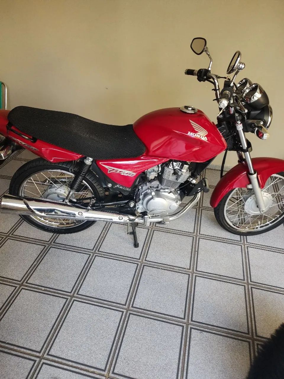 Cg titan es 2008