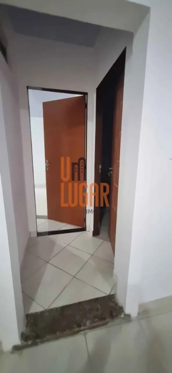 Um Lugar Imóveis aluga: Apartamento kitnet de 2 quartos na Avenida João Paulo II, esquina  - Foto 3