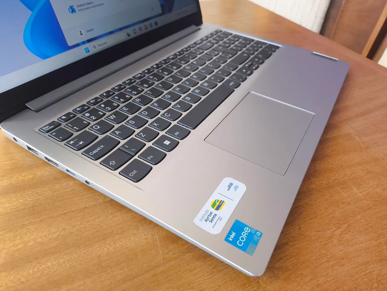 Notebook Lenovo Ideapad i3 - 12th, SSD M2 nvme de 256 GB, tela de 15.6 polegadas - Foto 2