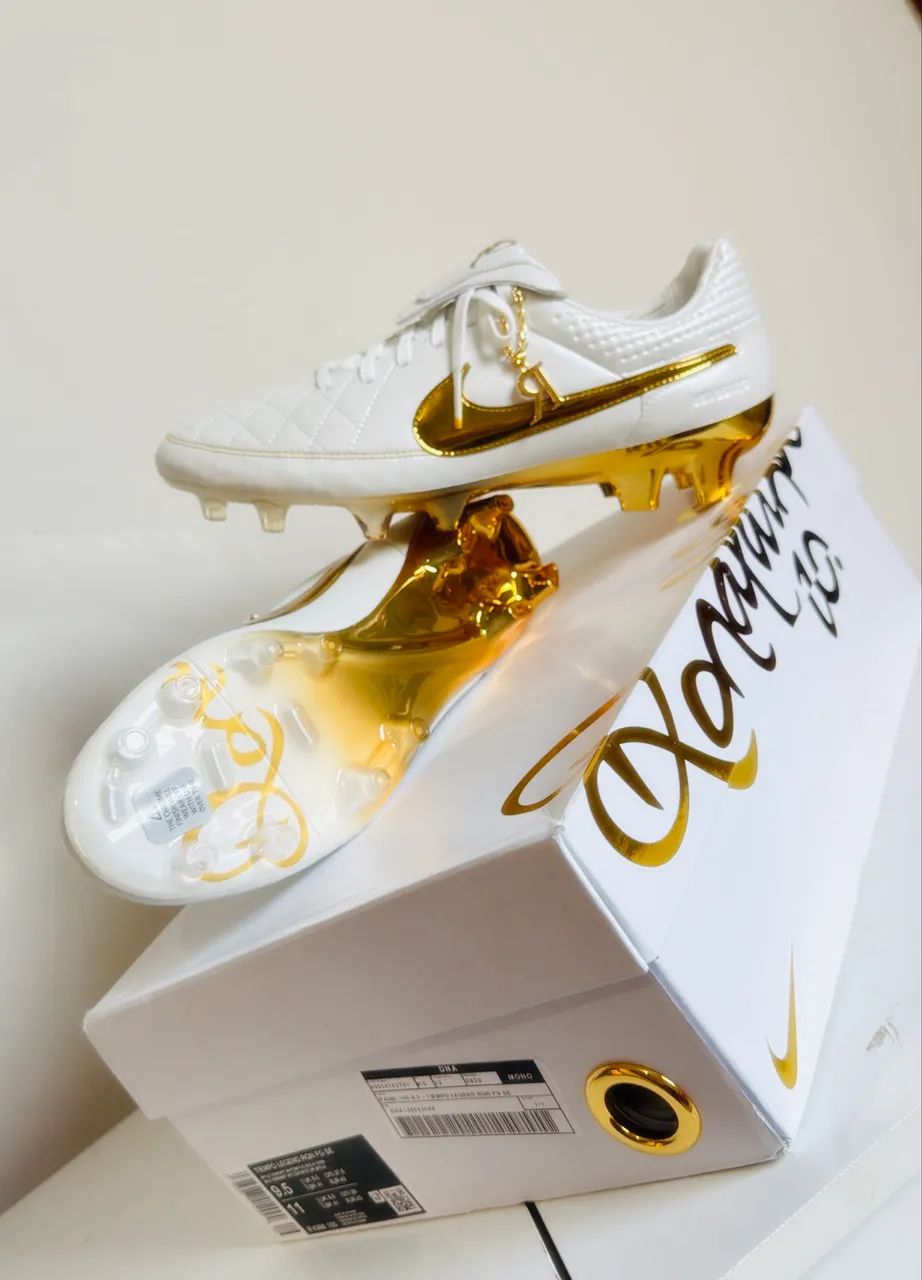 Chuteira Nike TIEMPO Legend SE Ronaldinho FG (Campo) - Calçados