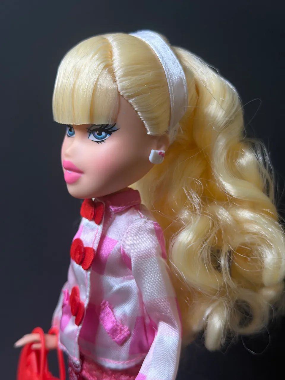 BRATZ HELLO KITTY CLOE - Foto 4